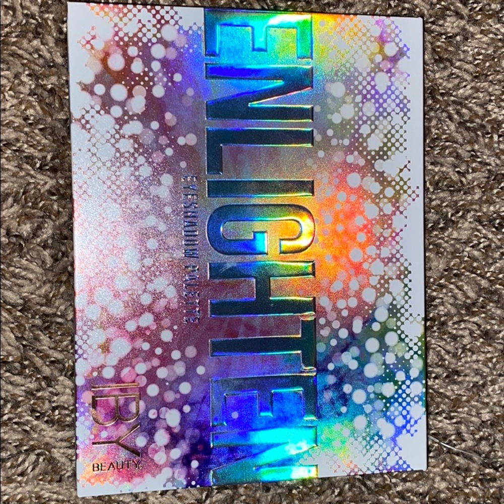 IBY eyeshadow palette, swatched never used